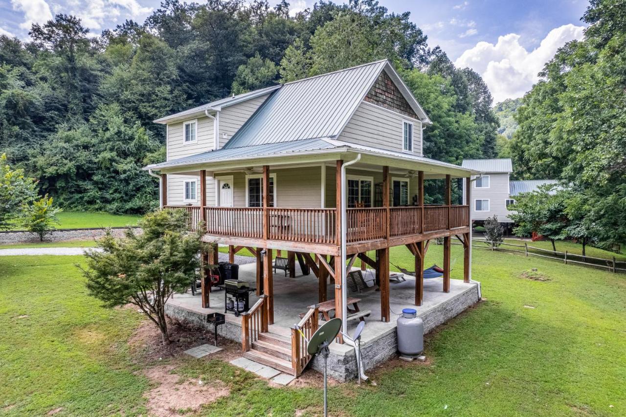 Full Stream Ahead Villa Whittier Exterior photo