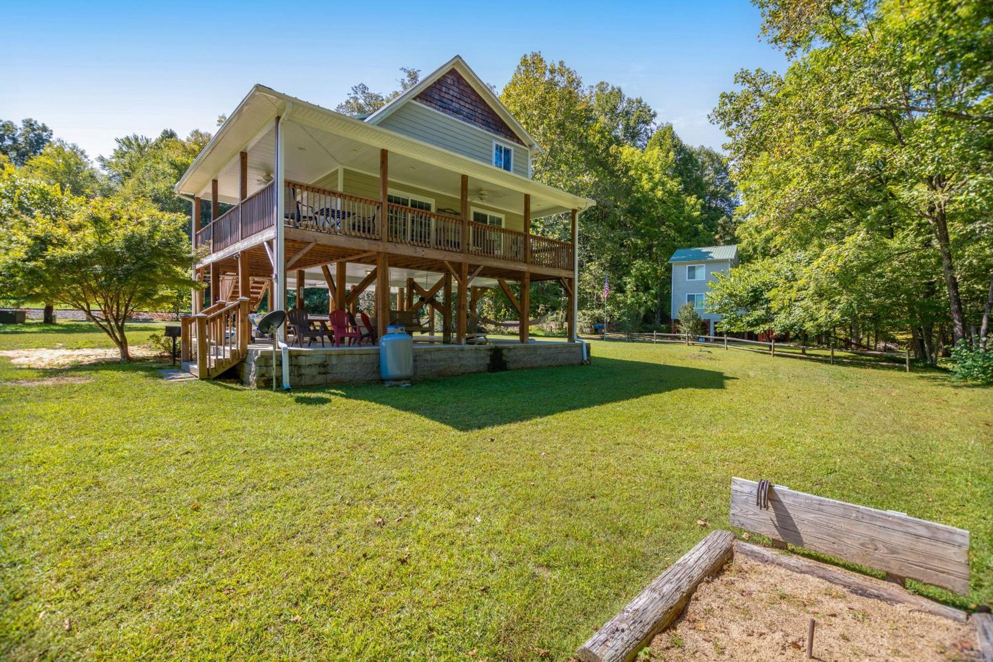 Full Stream Ahead Villa Whittier Exterior photo